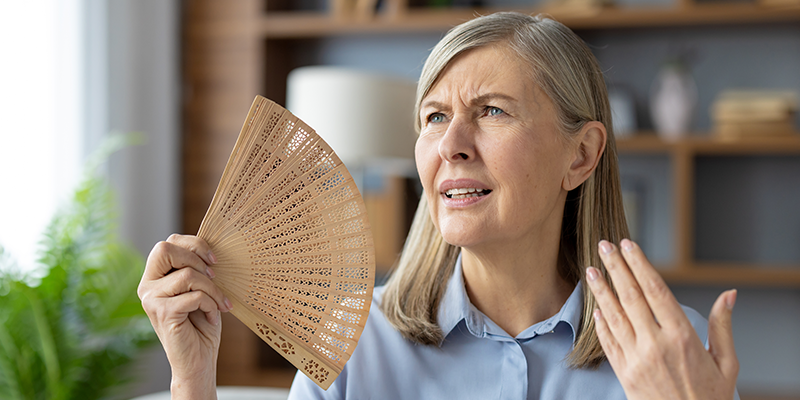 Los bochornos son frecuentes en la menopausia.