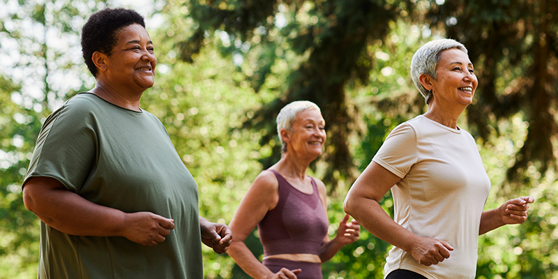 El ejercicio ayuda a mejorar los síntomas de la menopausia.